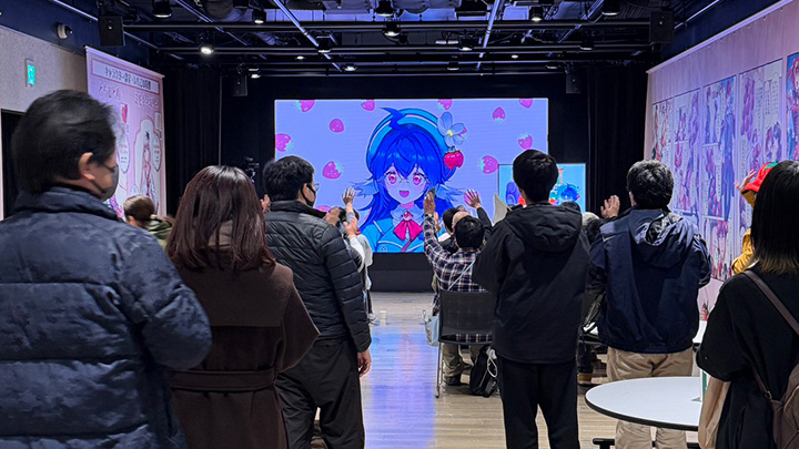 画像：イベント会場と参加者の様子